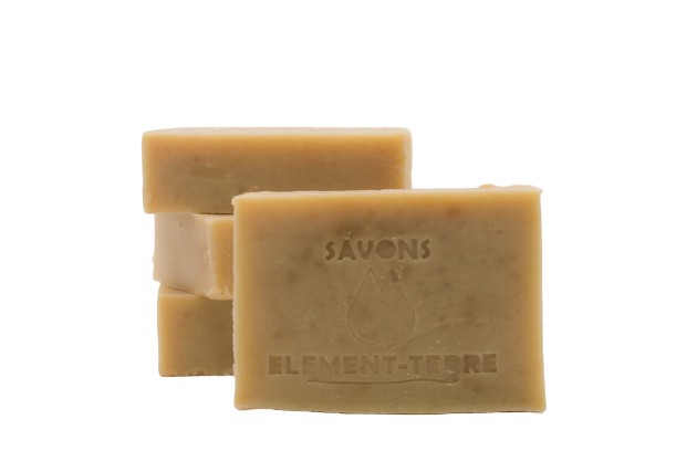 chevere amande 1 scaled81197 nobg.jpg chevere amande 1 scaled81197 nobg.jpg